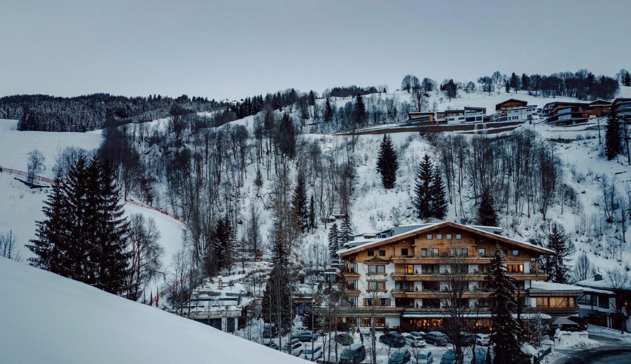 Familien Saalbach-Hinterglemm Exterior foto